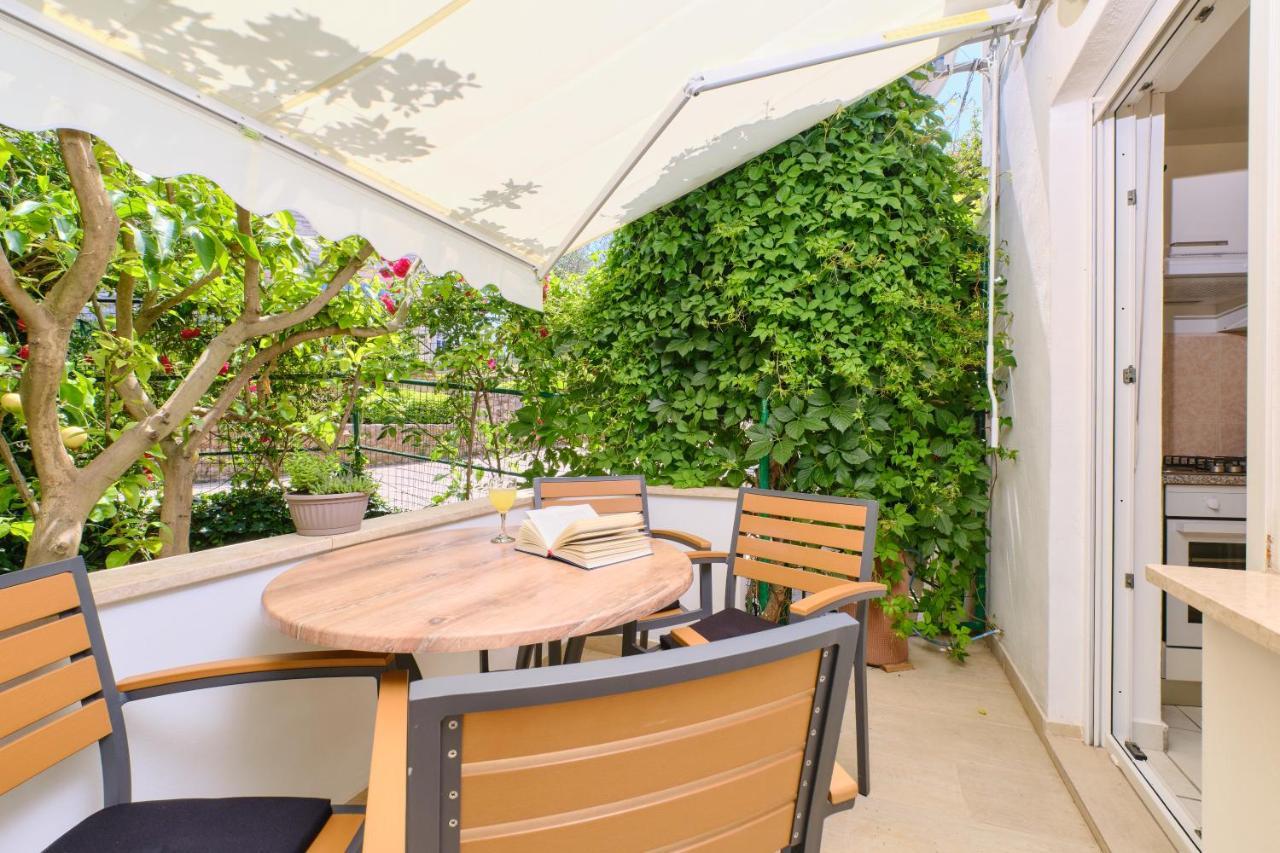 Apartments Antares Mali Losinj Exterior photo