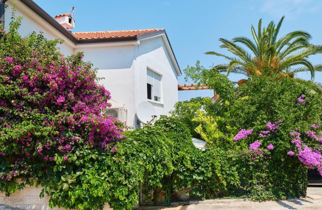 Apartments Antares Mali Losinj Exterior photo