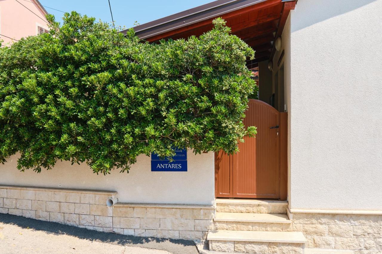 Apartments Antares Mali Losinj Exterior photo