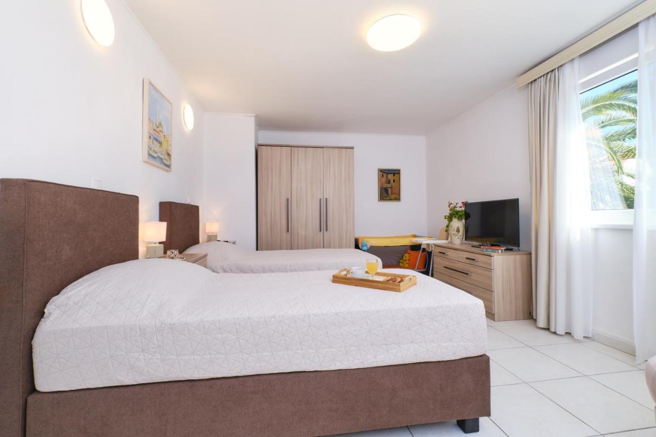 Apartments Antares Mali Losinj Exterior photo